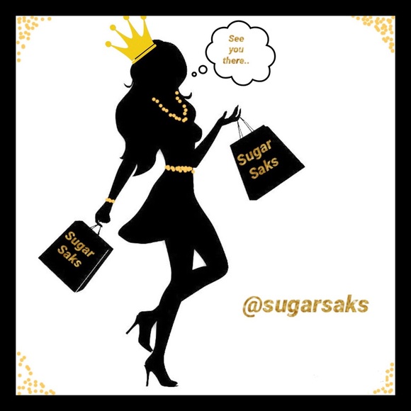 Viki Lee @SugarSaks💛🖤👑 - Picture 2 of 5